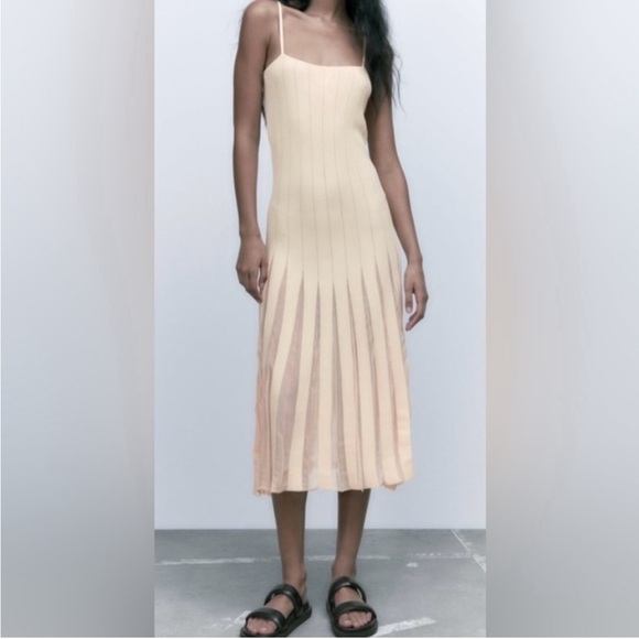 Zara Brand New, Never Worn Midi Dress, S. Hard to Find! - Picture 3 of 9